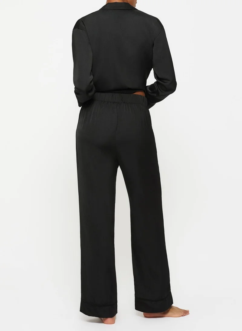 كيلوبايت طقم هاتى طويل الأكمام أسود